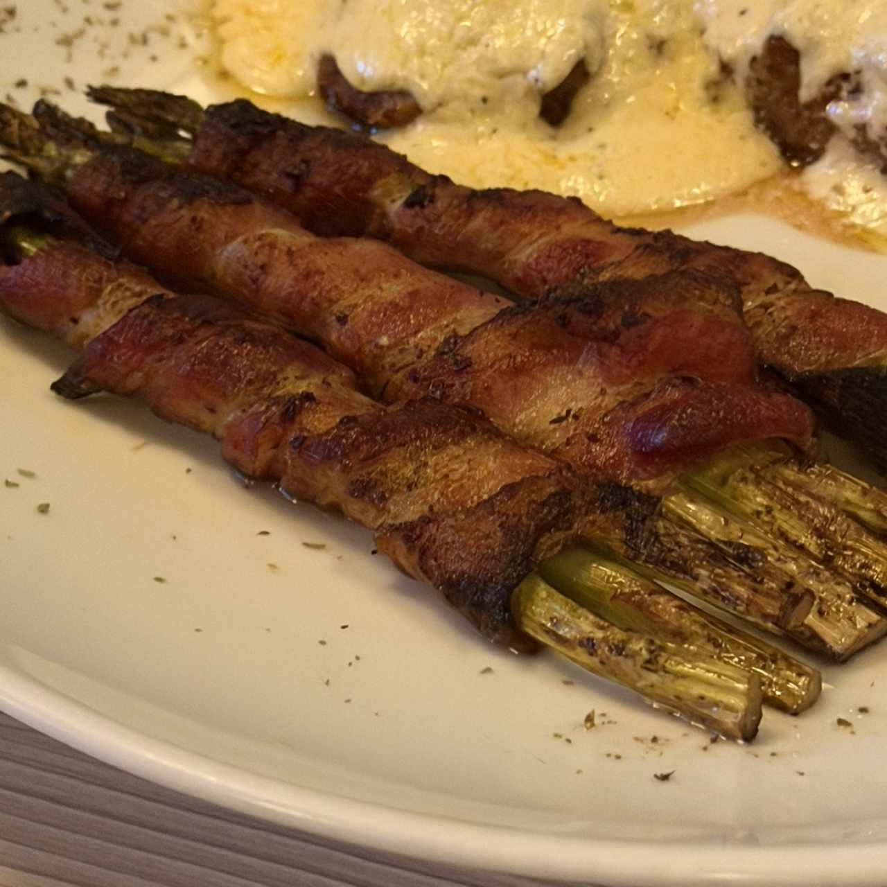 Steak en Salsa de Queso Azul
