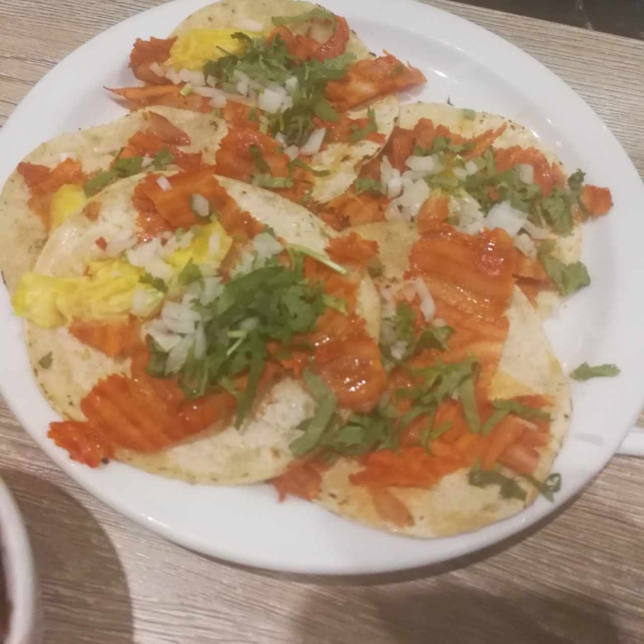 tacos de maíz al pastor