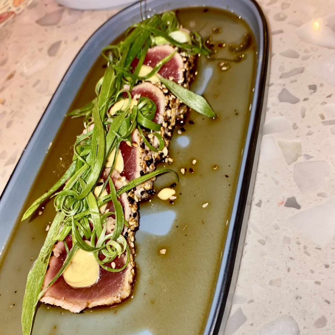 Entradas - Tuna Tataki