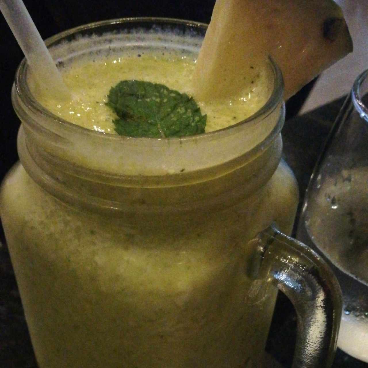 Orhinoco. Maracuya + piña + Hierbabuena