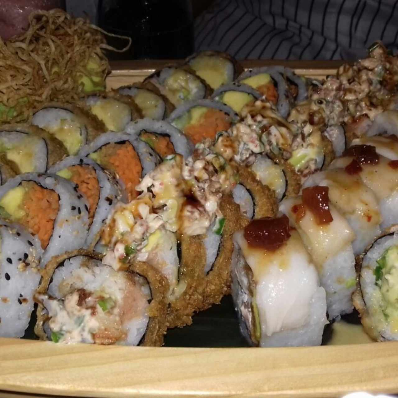 Barco de variados sushi
