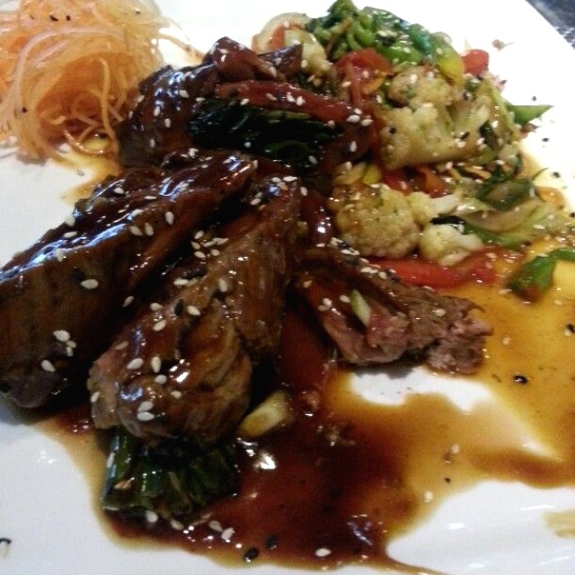 Platos Fuertes - Filete Tsugoi