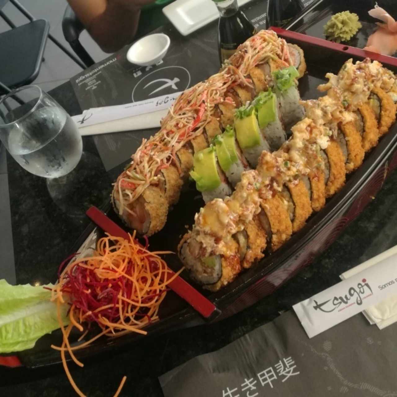 Rollos Especiales - Dragón