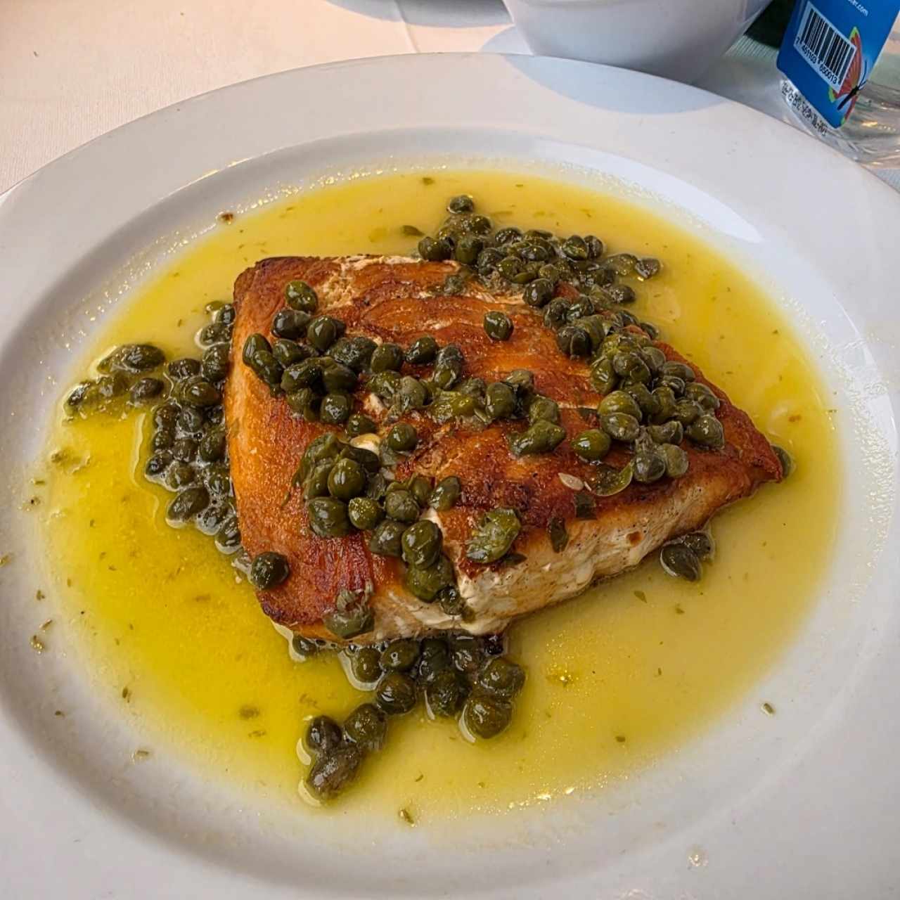 Salmón Mantequilla y Alcaparras 