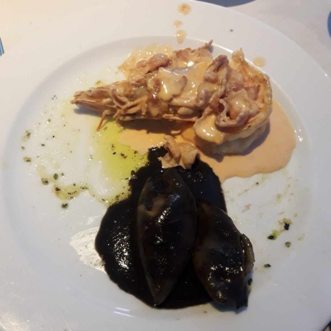 langostinos y calamar