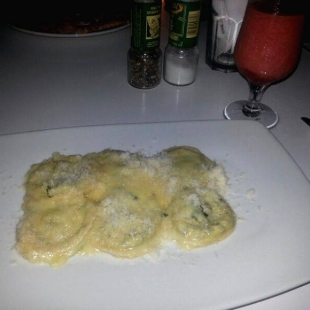 Raviolis rellenos de espinaca