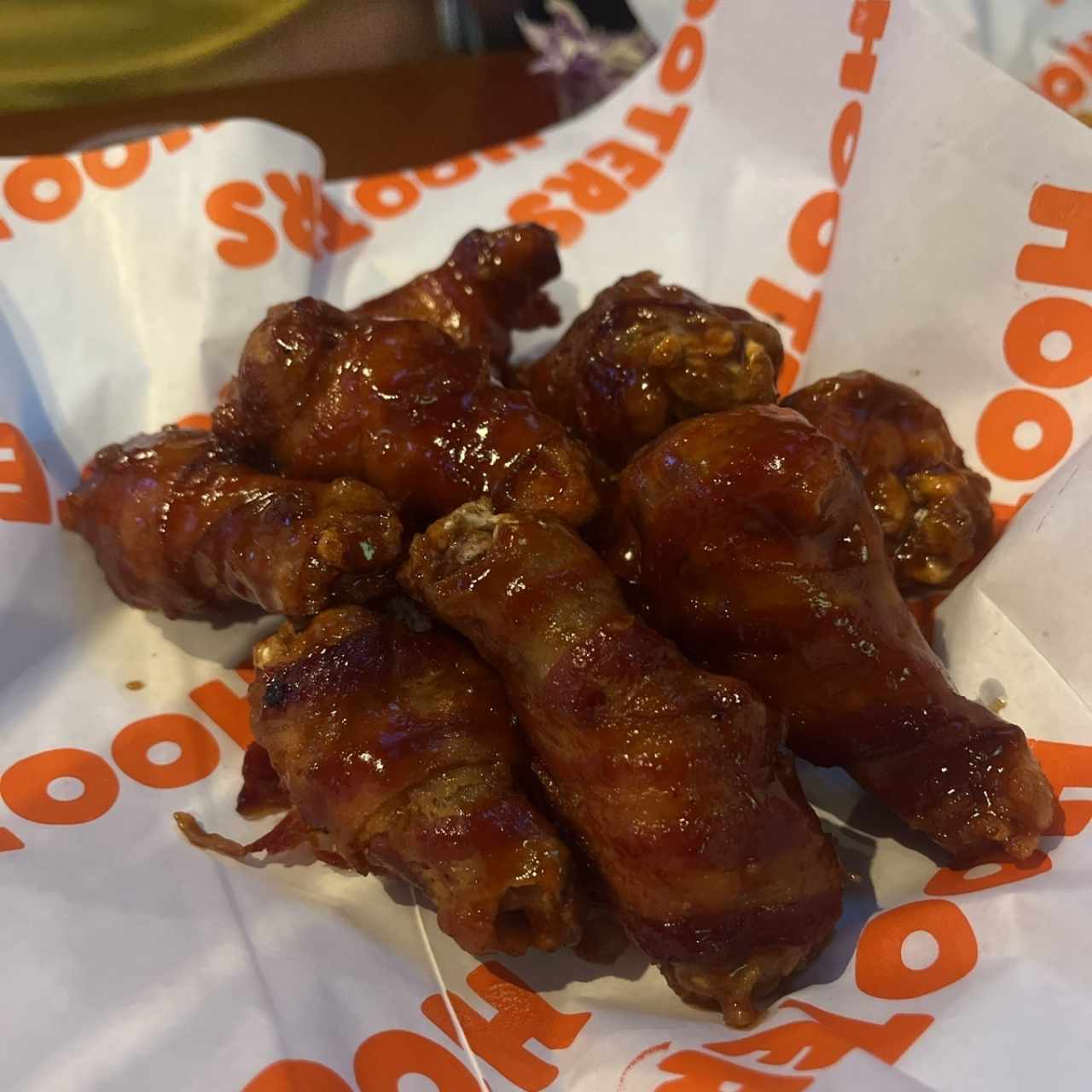 HOOTERS BACON WRAPPED WINGS