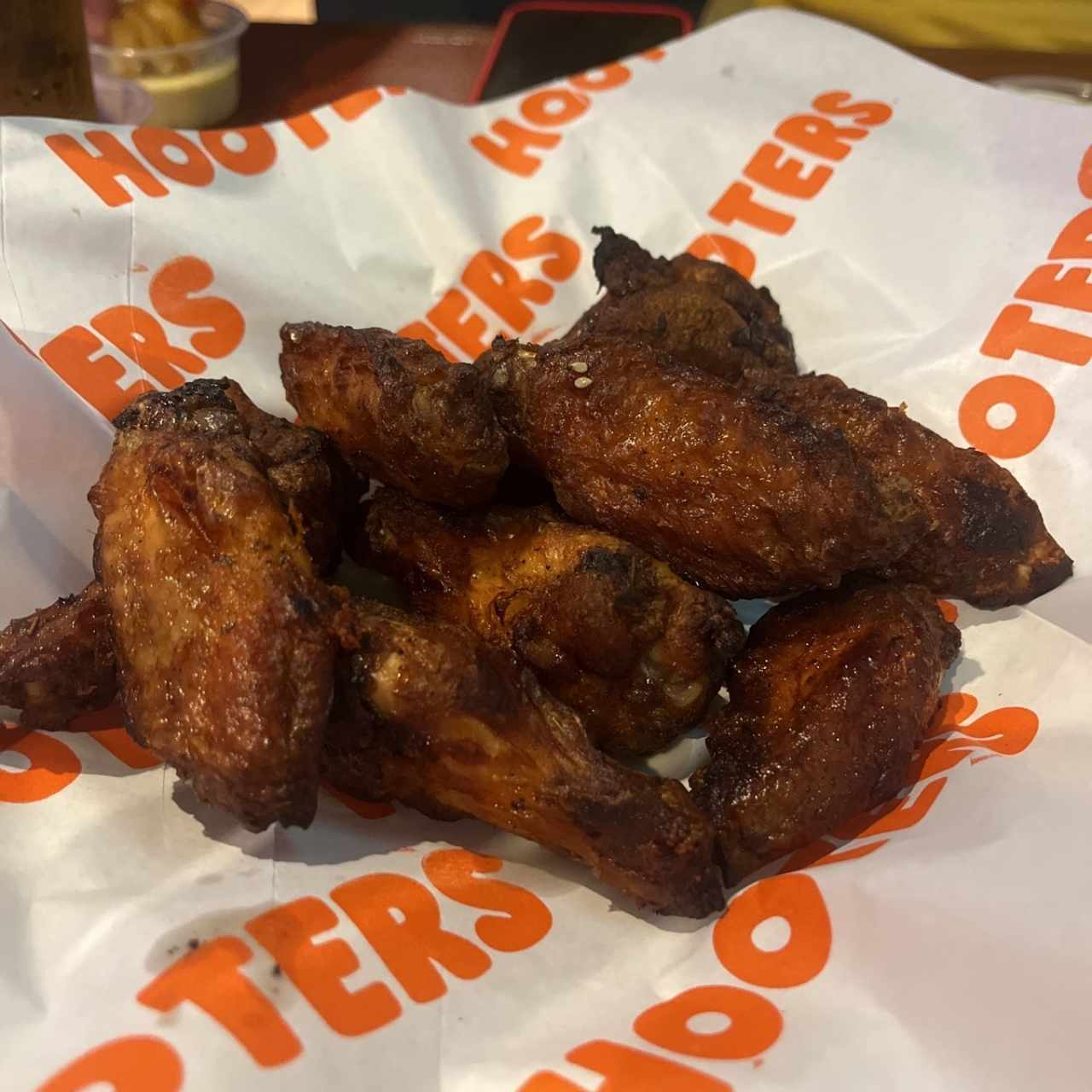 WINGS - HOOTERS SMOKED WINGS