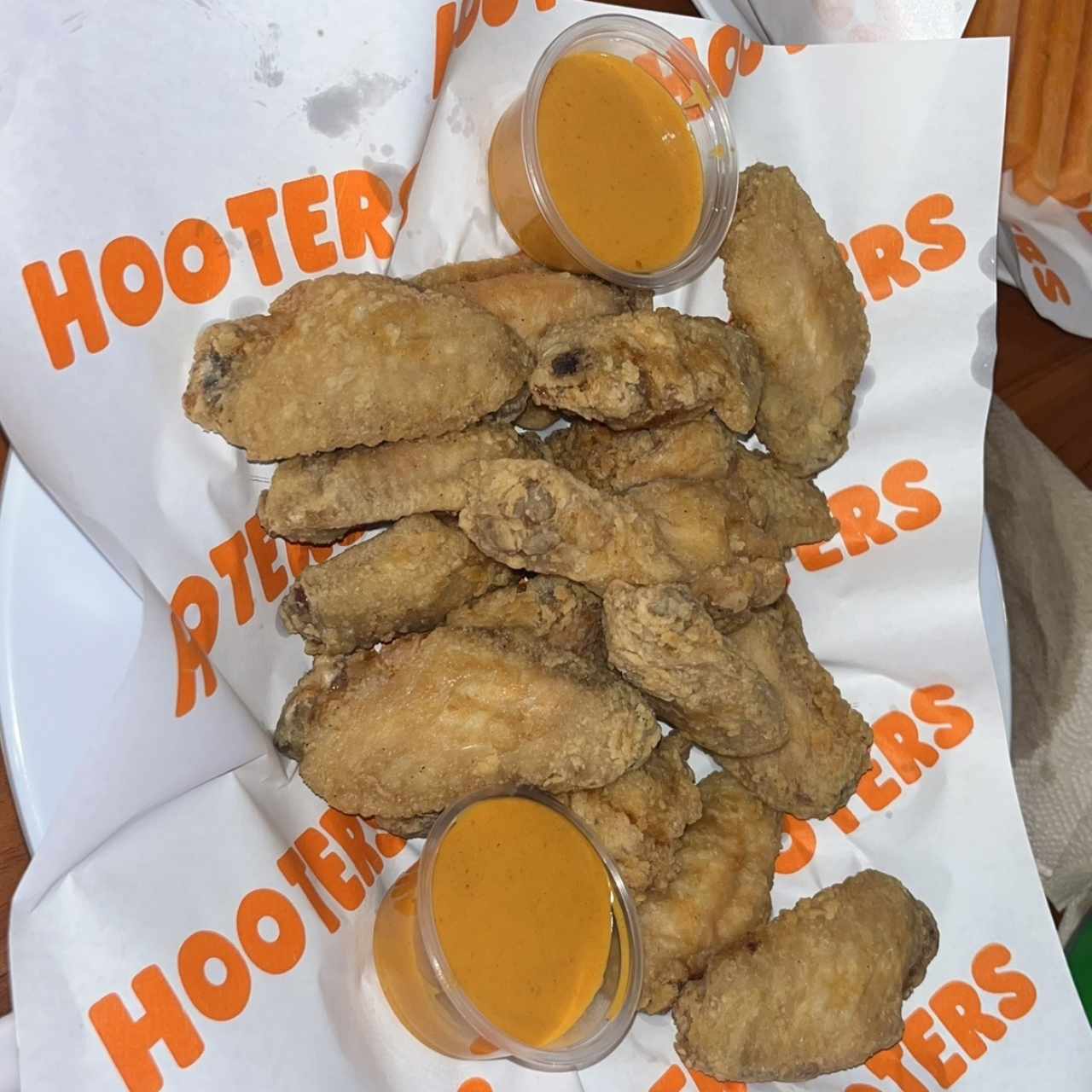 Alitas con salsa Búfalo 