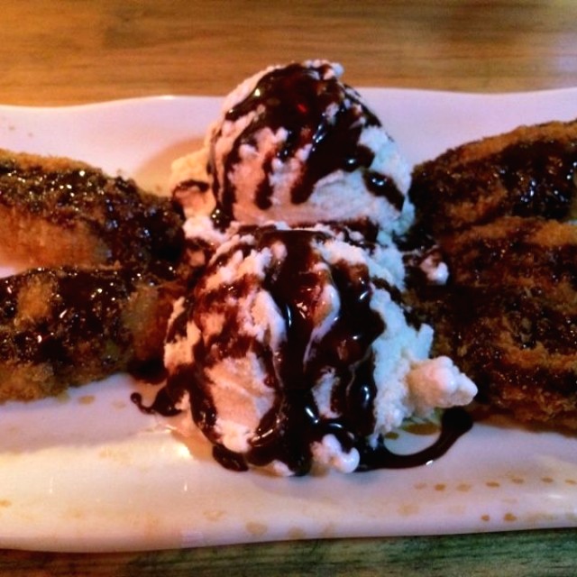 Banana Tempura con Helado