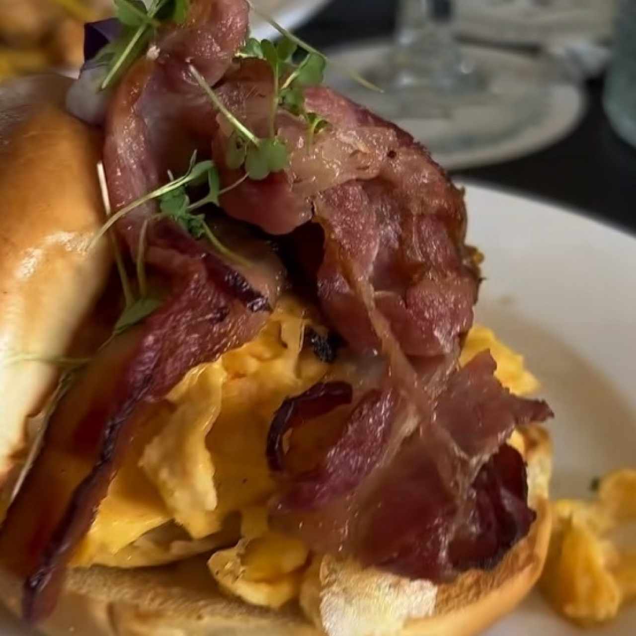DESAYUNO - HUEVOS AL GUSTO