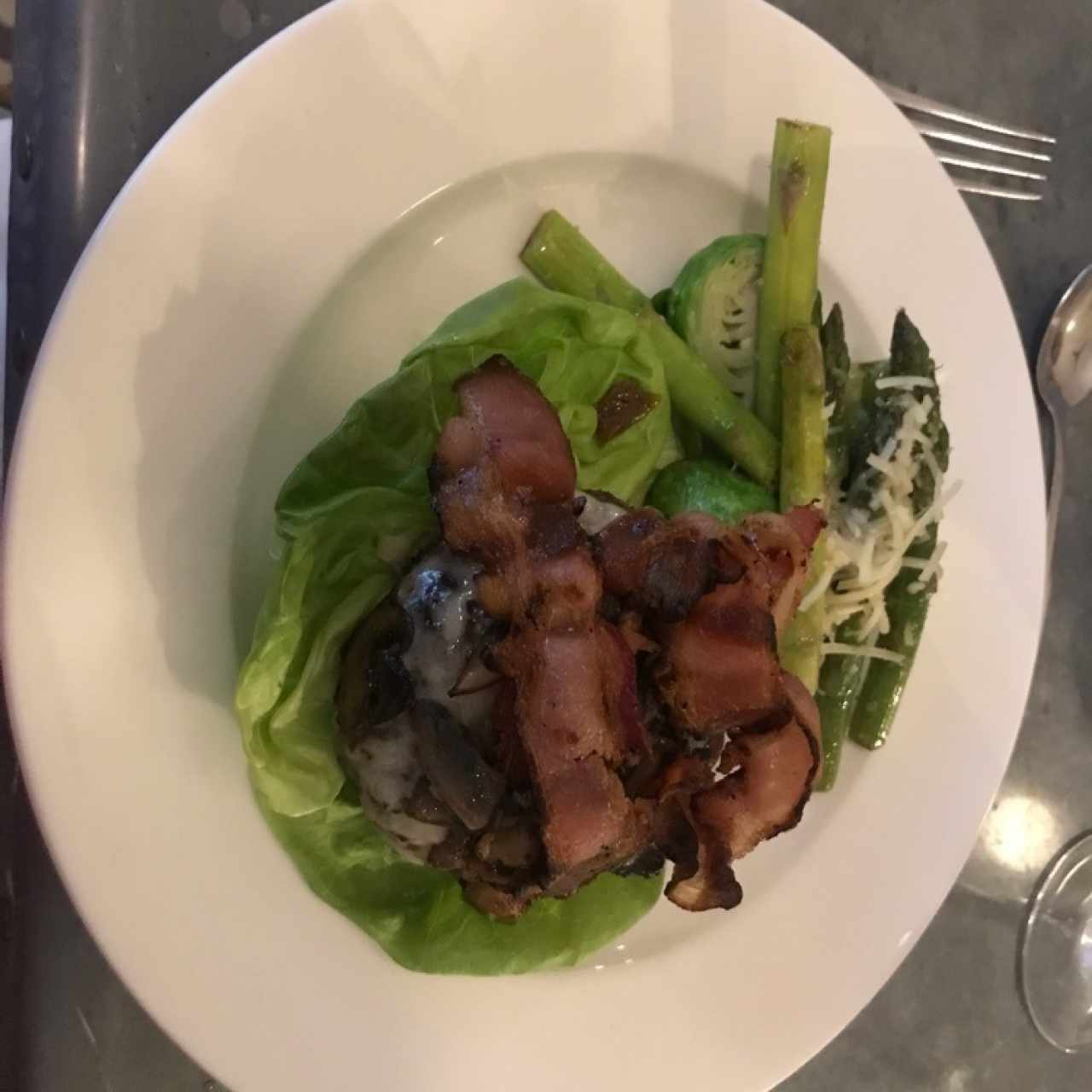 hamburguesa Jay Matos del menú Keto