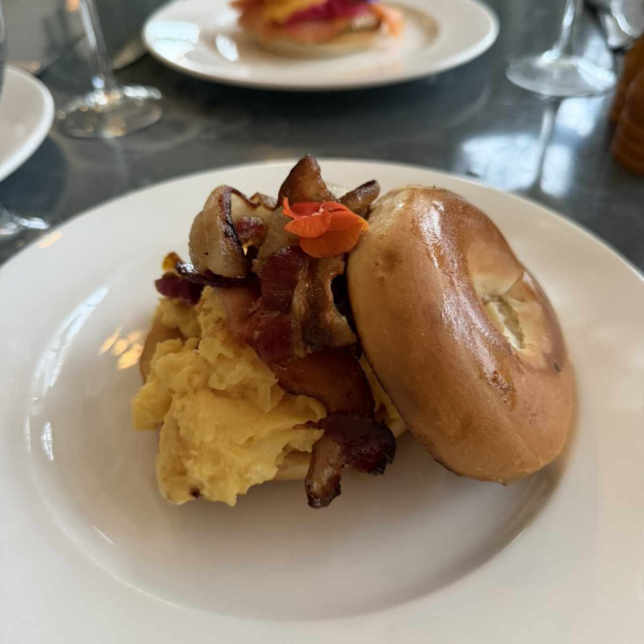 DESAYUNO - BREAKFAST SANDWICH