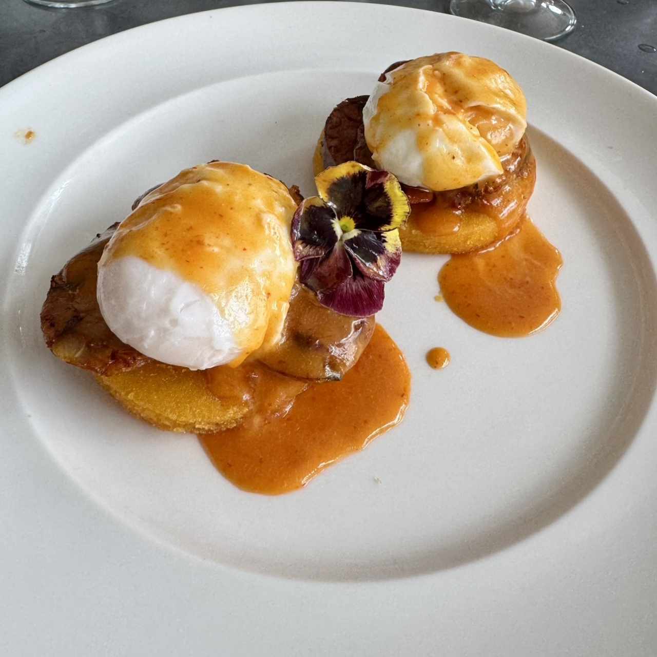 DESAYUNO - HUEVOS BENEDICTO ATH