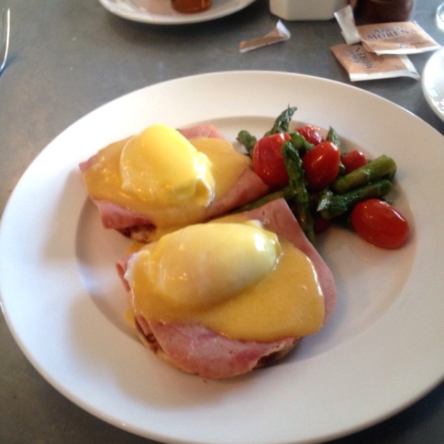 Huevos benedictos 