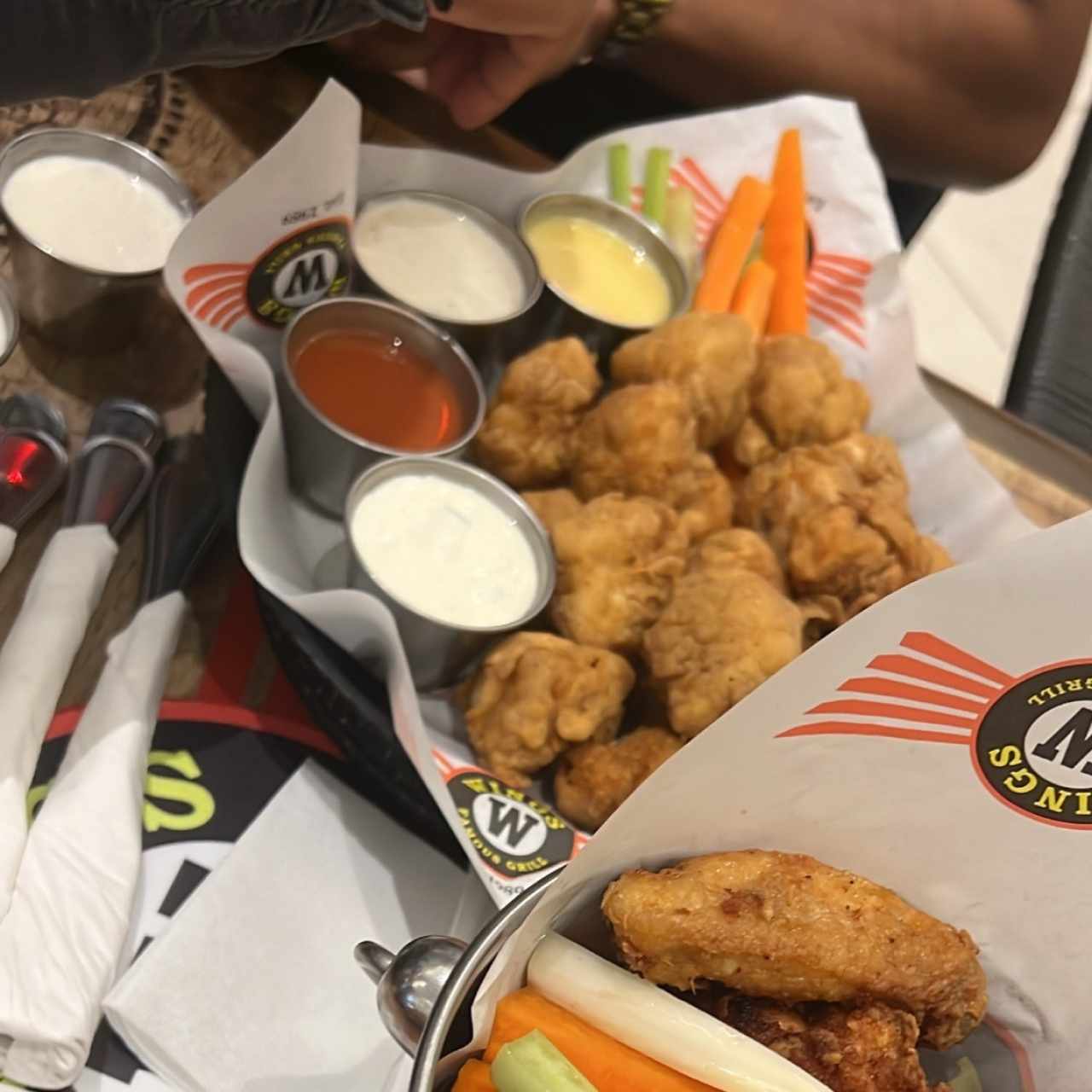 Menú - 20 Boneless
