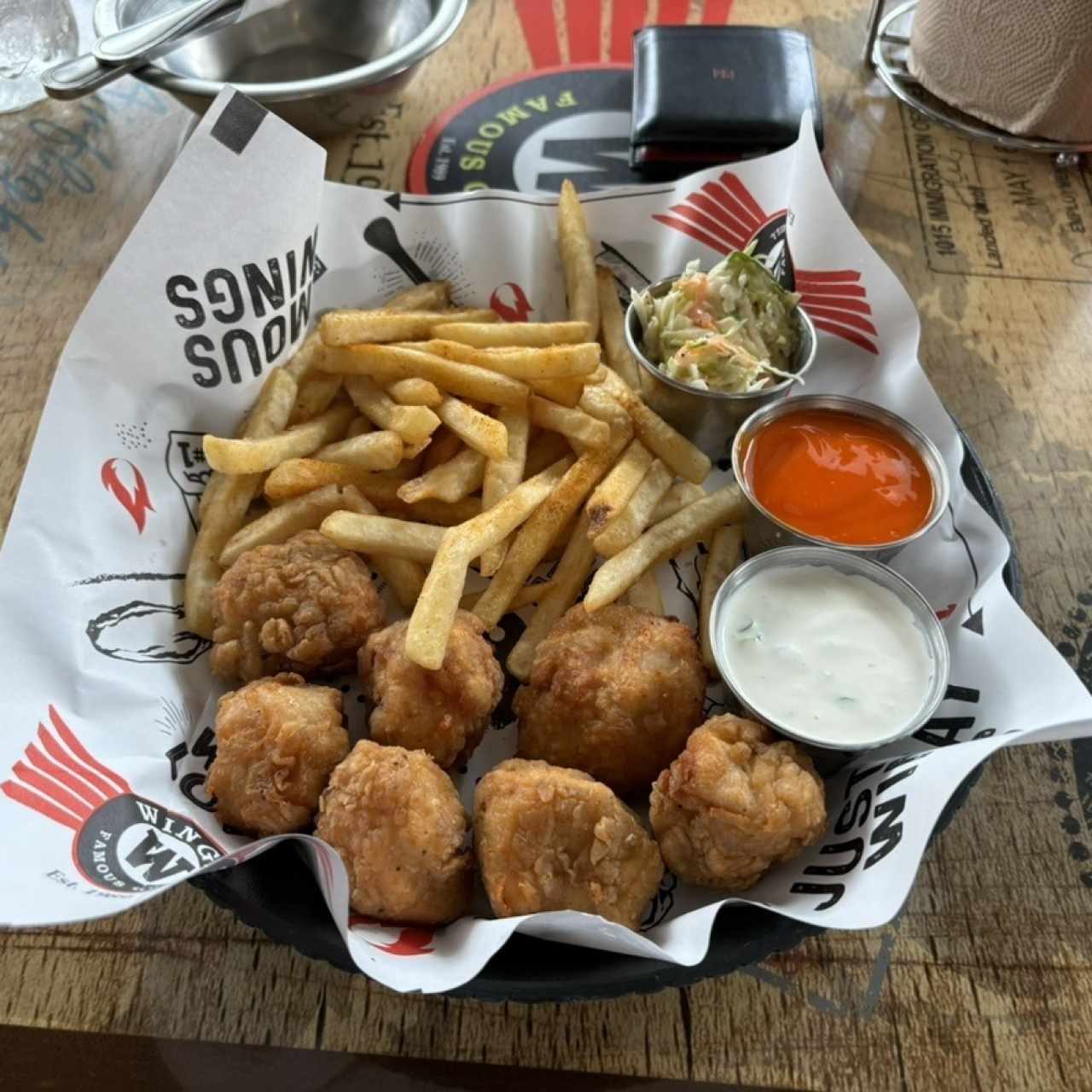 Boneles Lunch