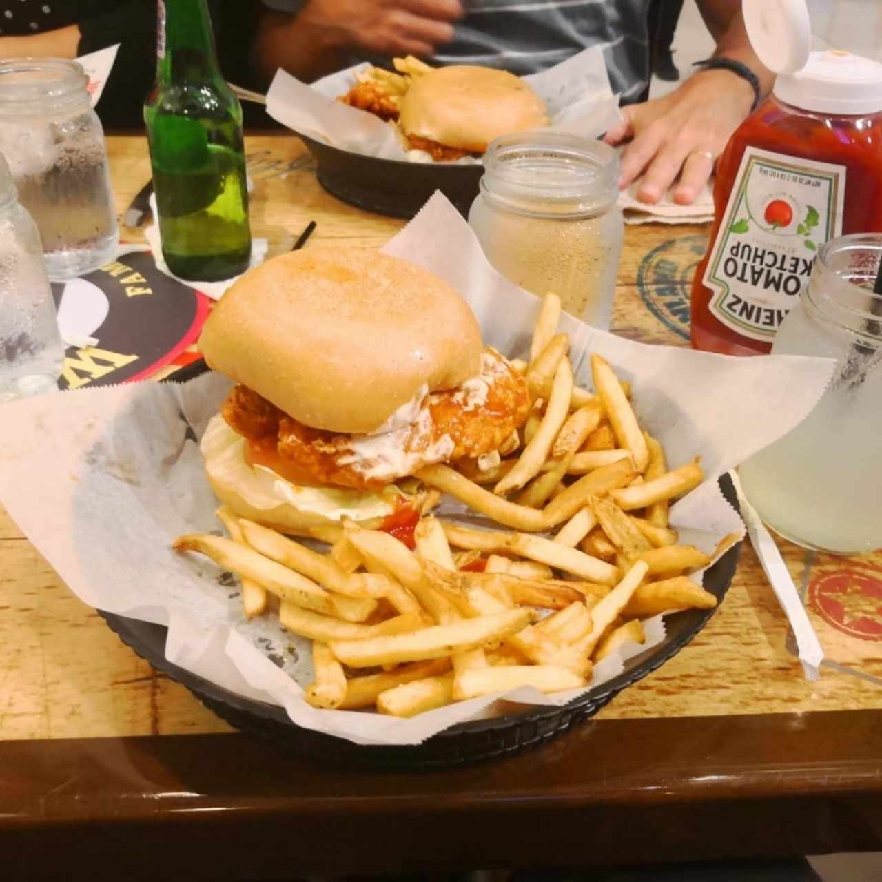 Buffalo Chicken Sándwich 