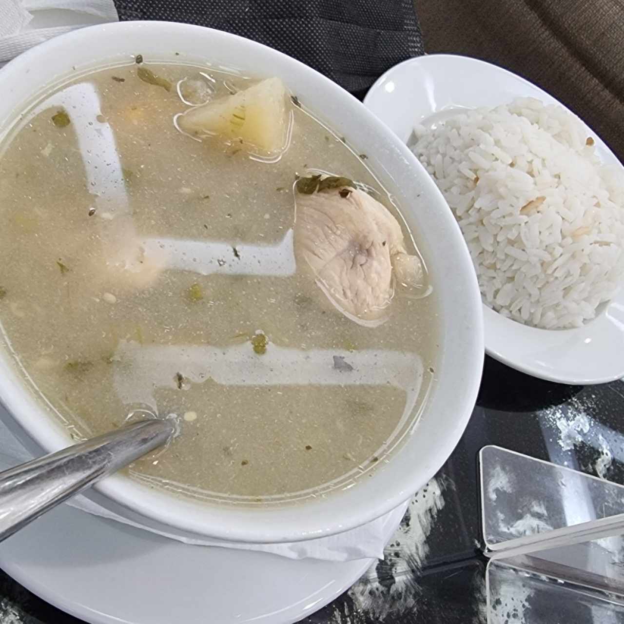 Sancocho con Arroz Blanco