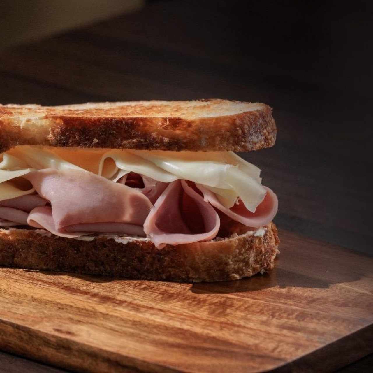 emparedado de jamon y queso