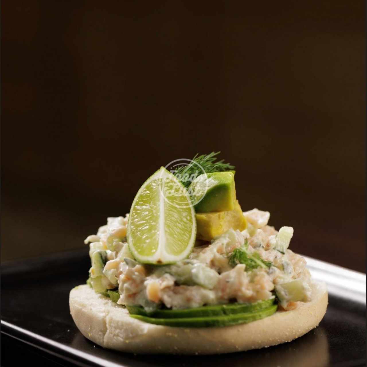 bagel con salmon