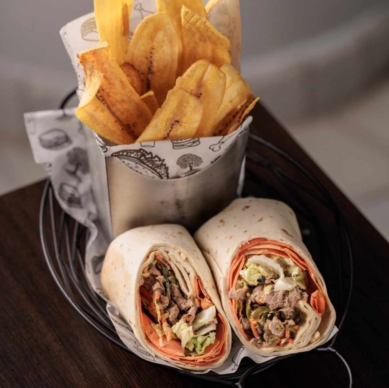 wrap de filete de res estilo asiatico