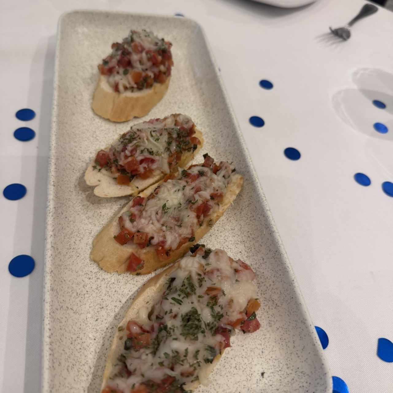 Bruschetta de Tomate y Mozarella