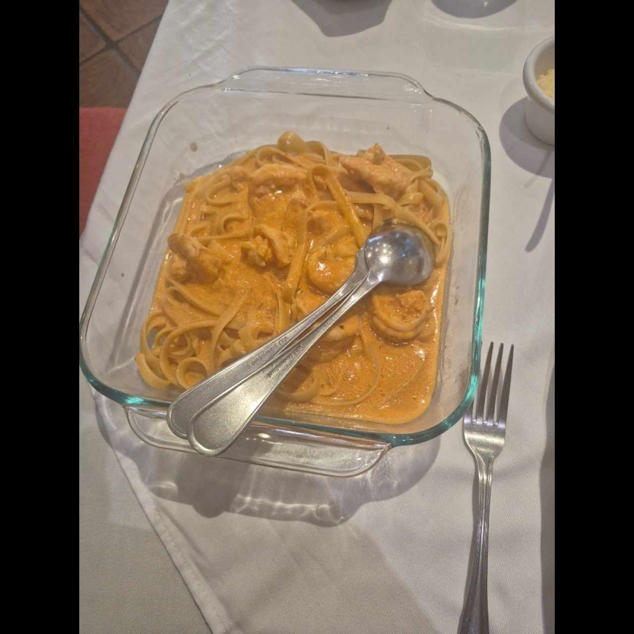 Camarones al Bisquet en Salsa Rosé