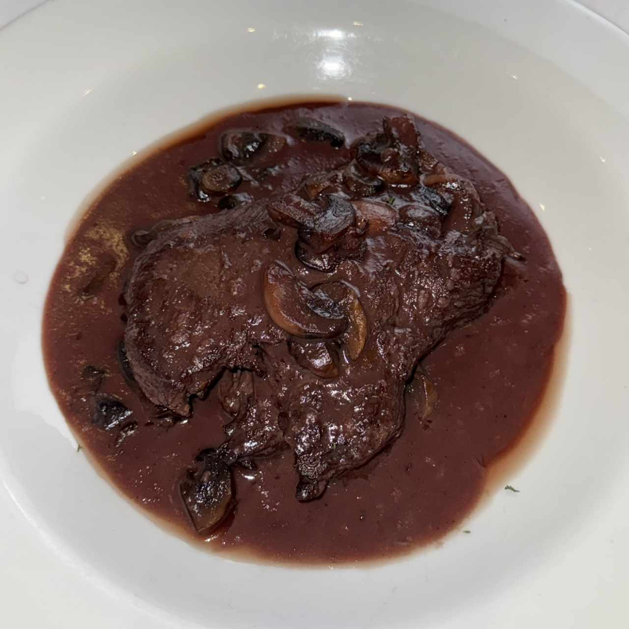 Fileto Bordolese (con Vino Tinto y Hongos)