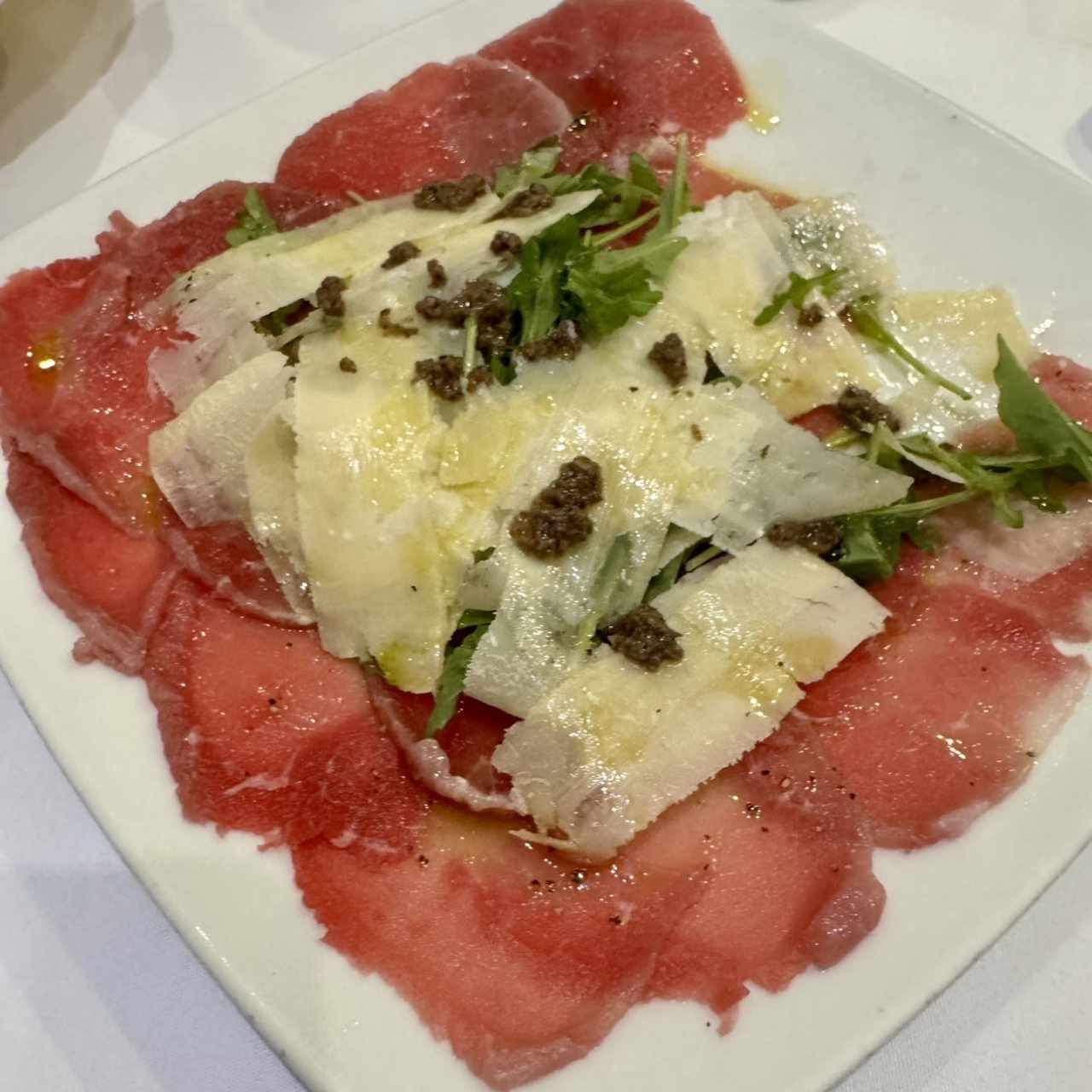 De Res con Rúcula, Parmesano y Trufa