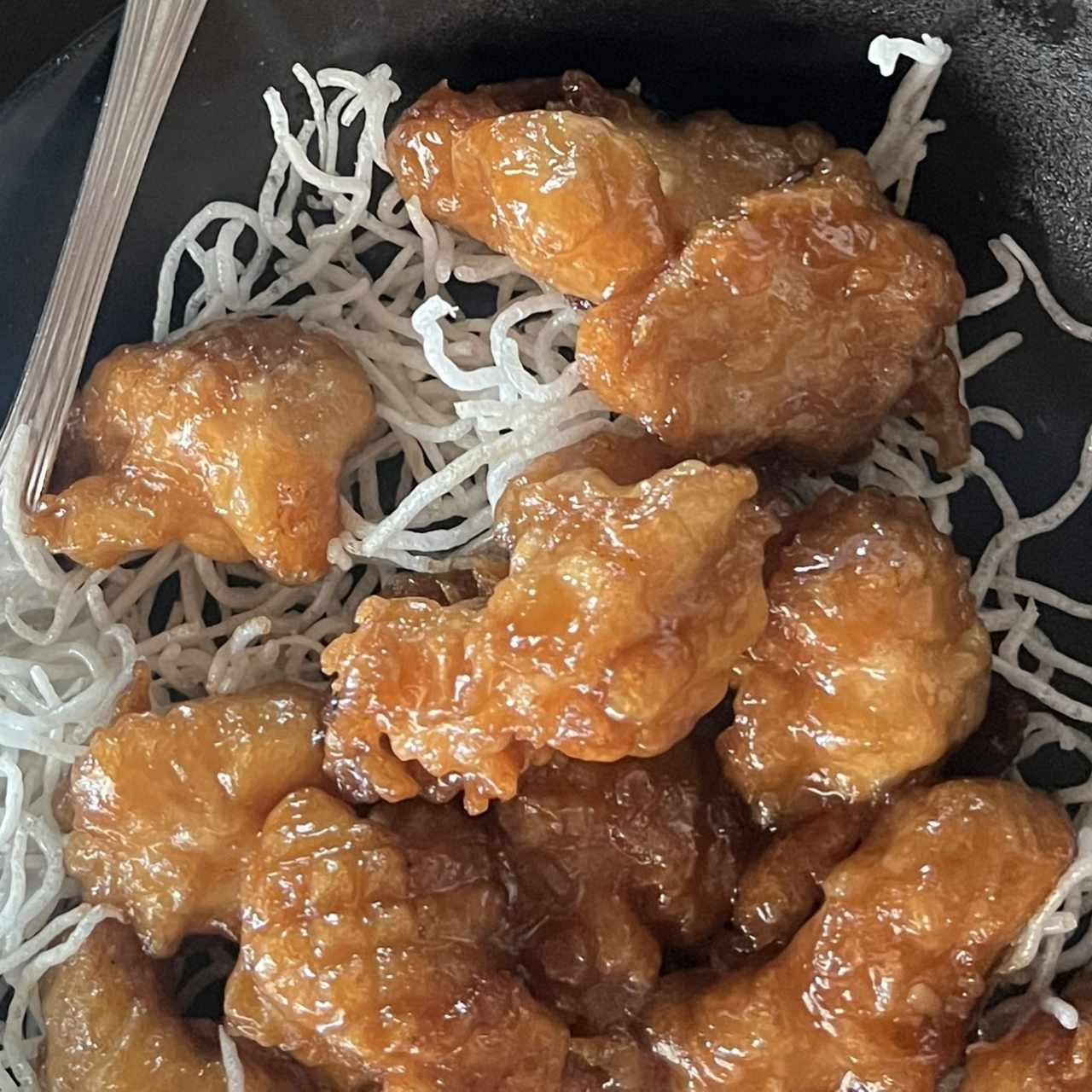 Platos Fuertes - Crispy Honey Chicken