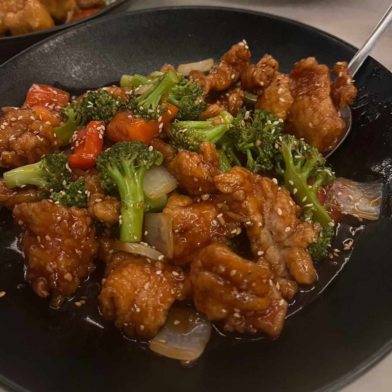 Pollo - Sesame Chicken