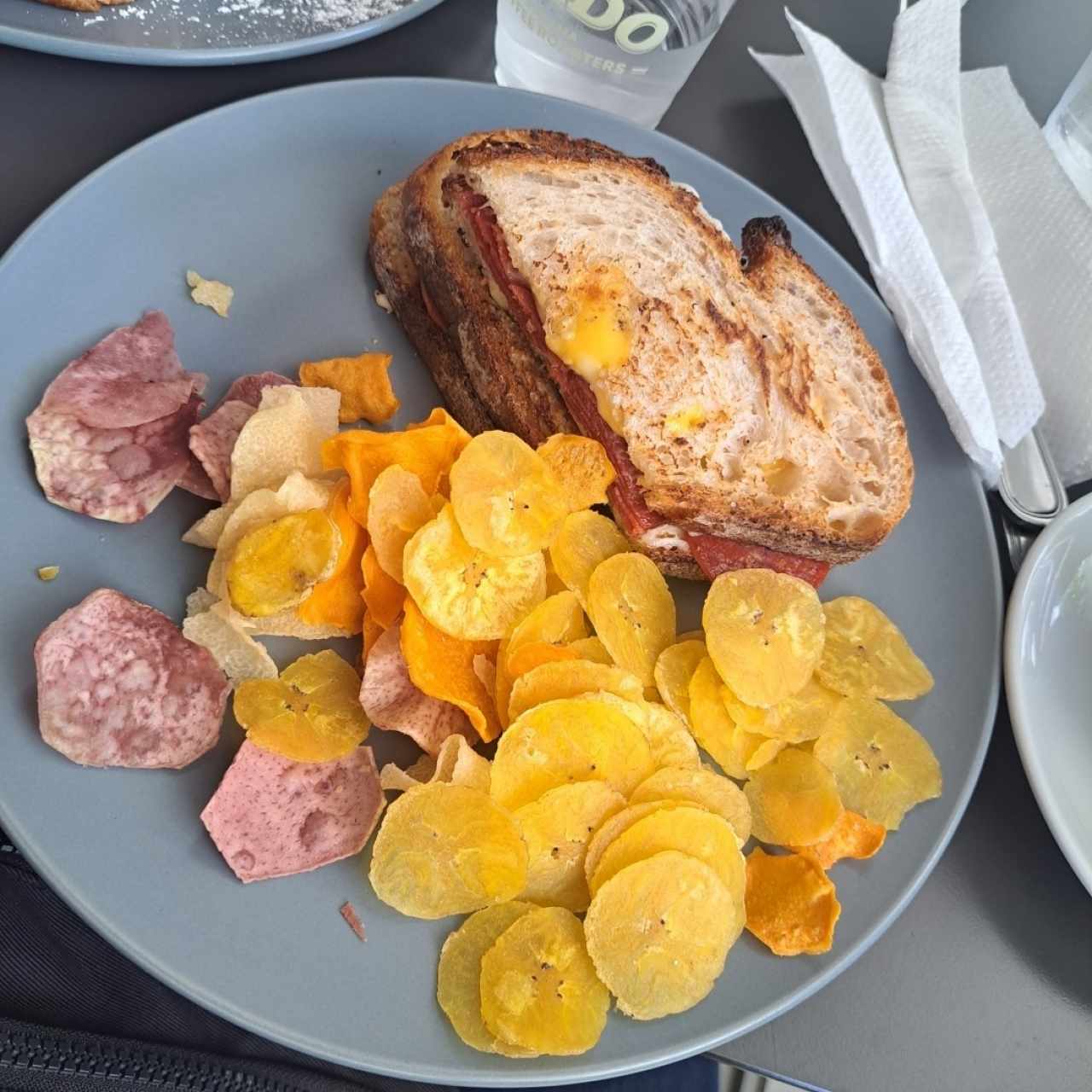 emparedado de peperonne 