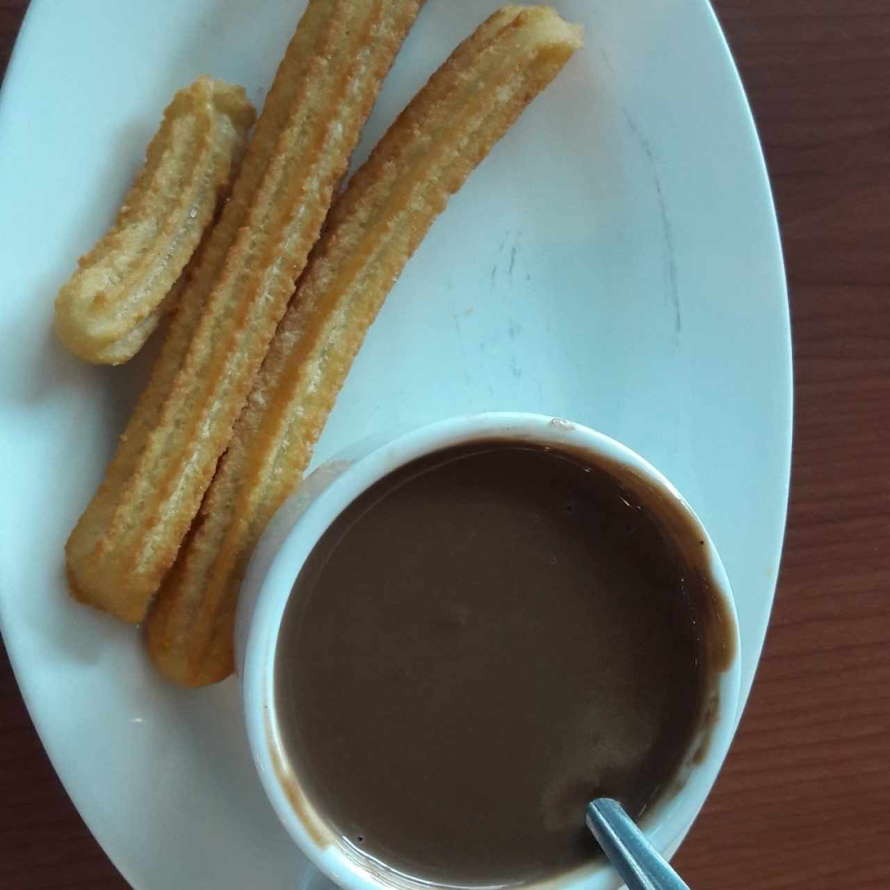 chocolate caliente con churros