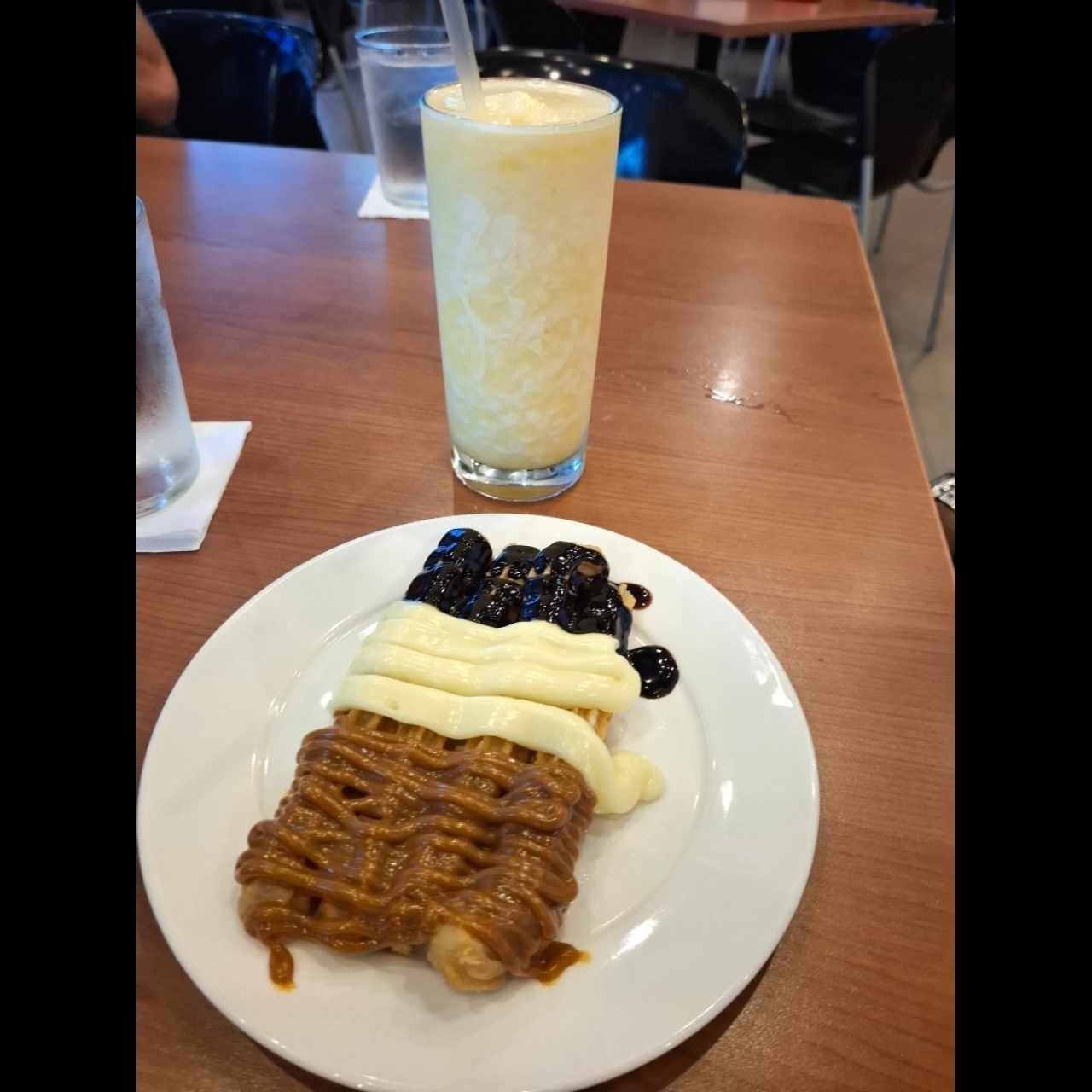 Churros (4) Con Trío de Sabores