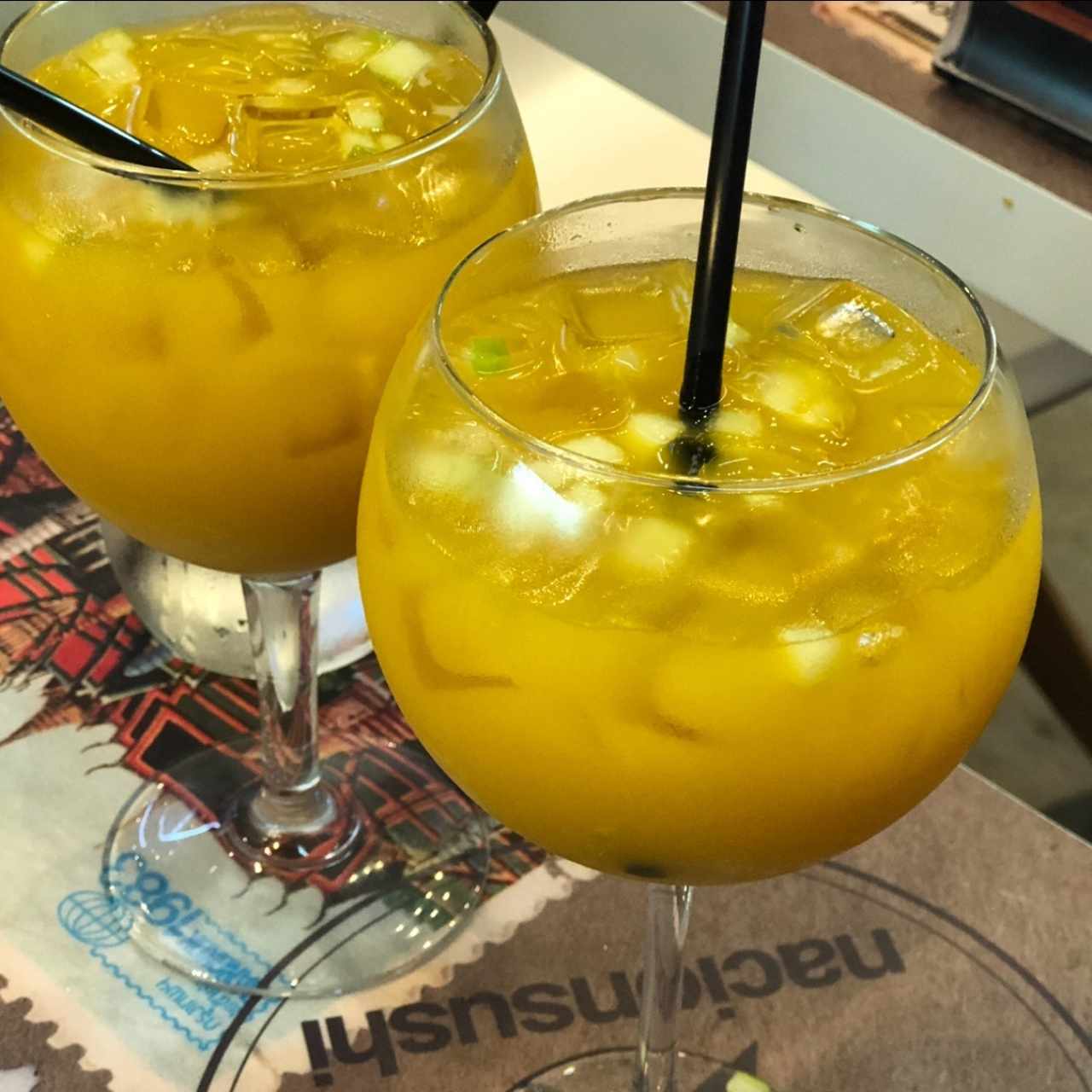 Seductores cocteles - Sangría de mango