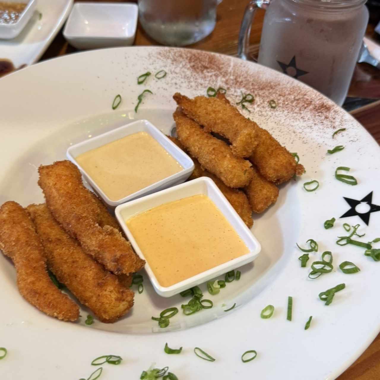 Tentadoras Entradas - Satay de Camarón