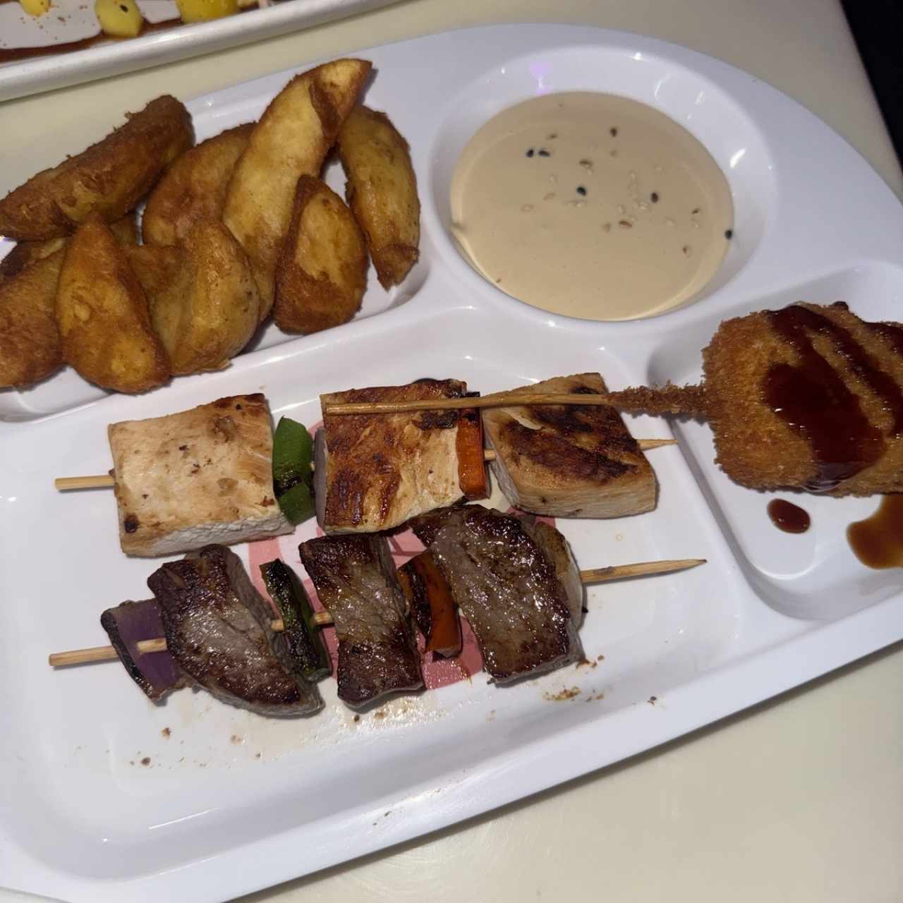 Satays Mixtas