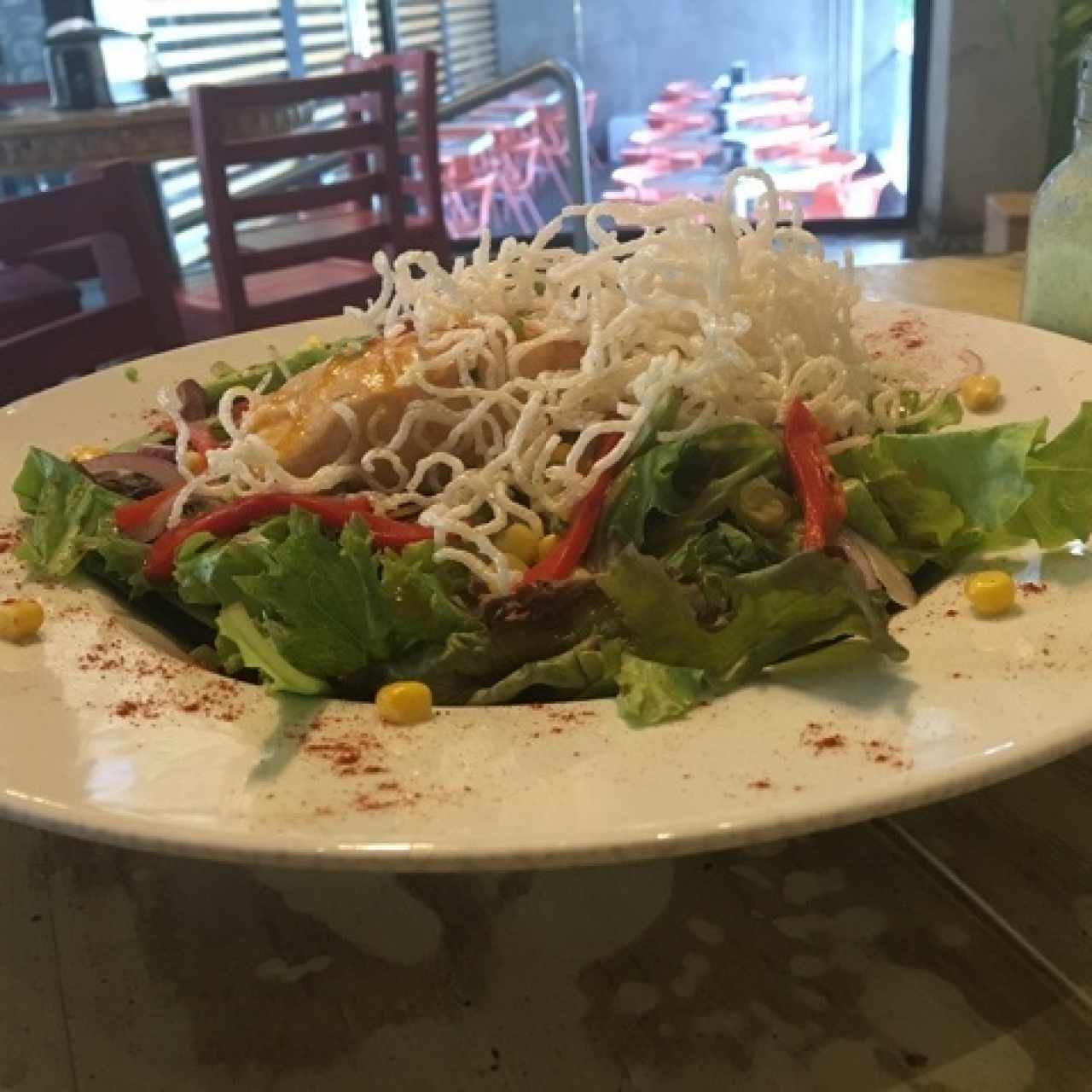 Ensalada daidai de salmón