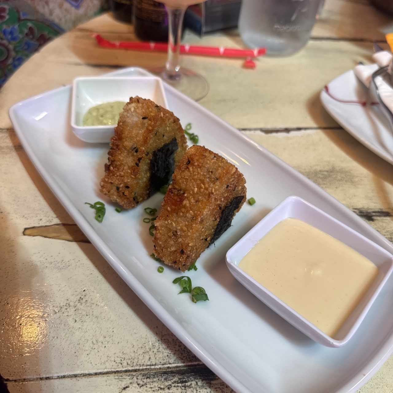 Onigiri de Salmón (2 unidades)