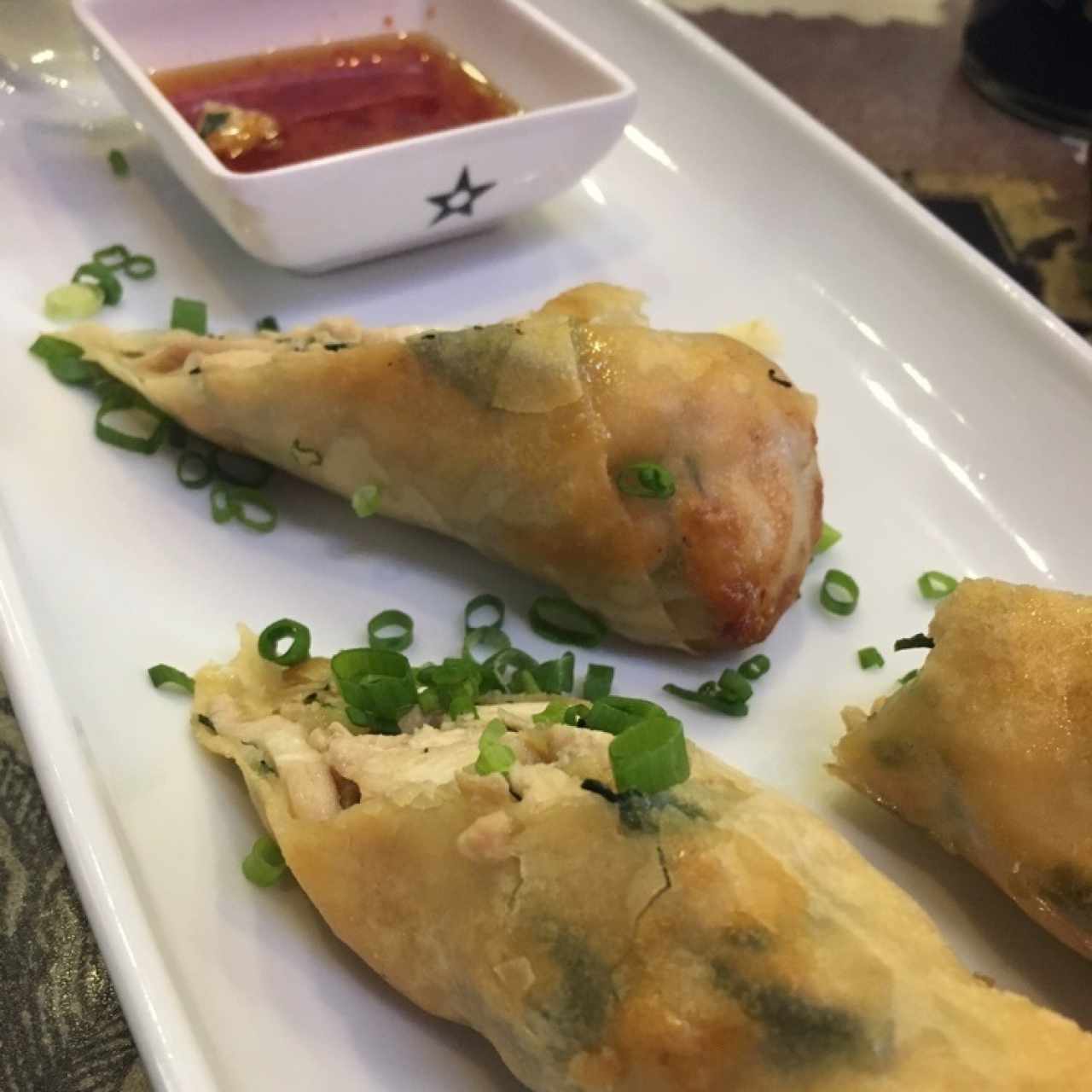 Spring roll de pollo