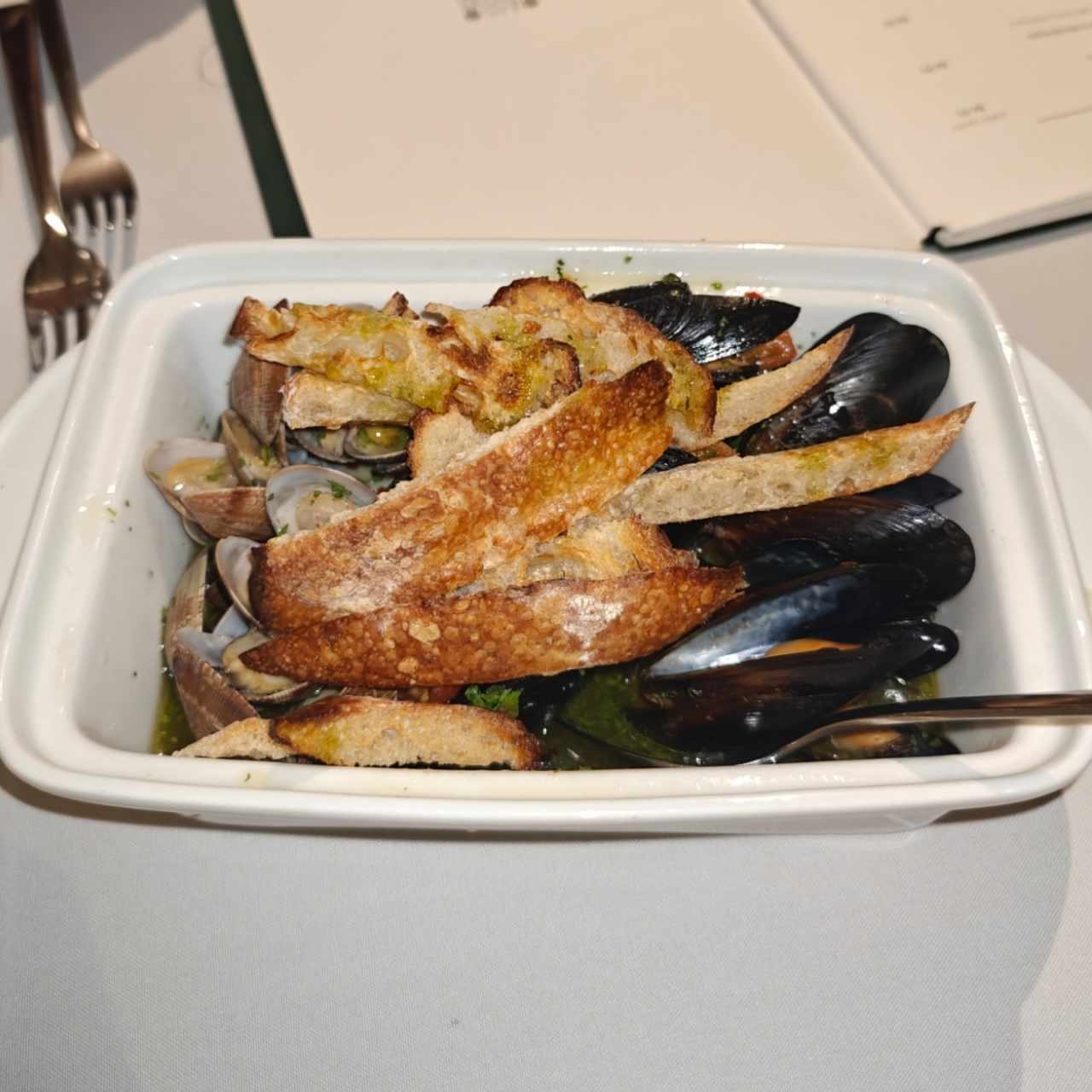 Sauté Di Cozze E Vongole