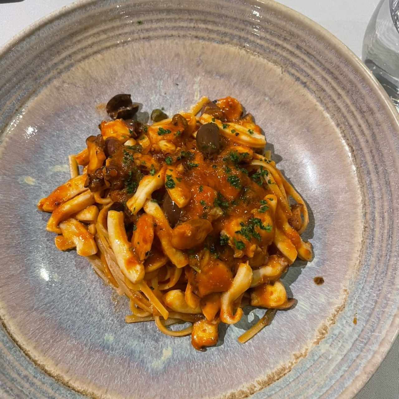 Linguini de Calamar 
