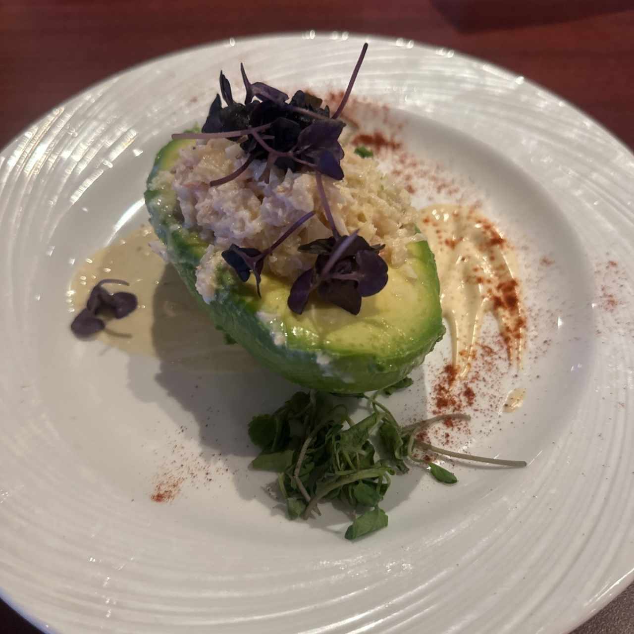 Aguacate con langosta
