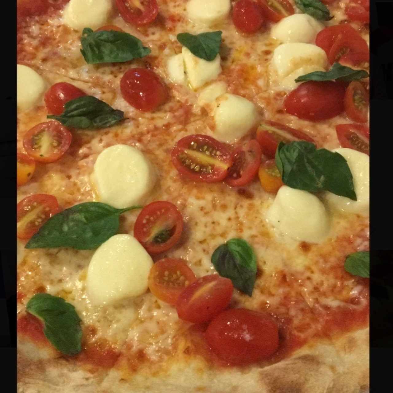 Pizza Caprese
