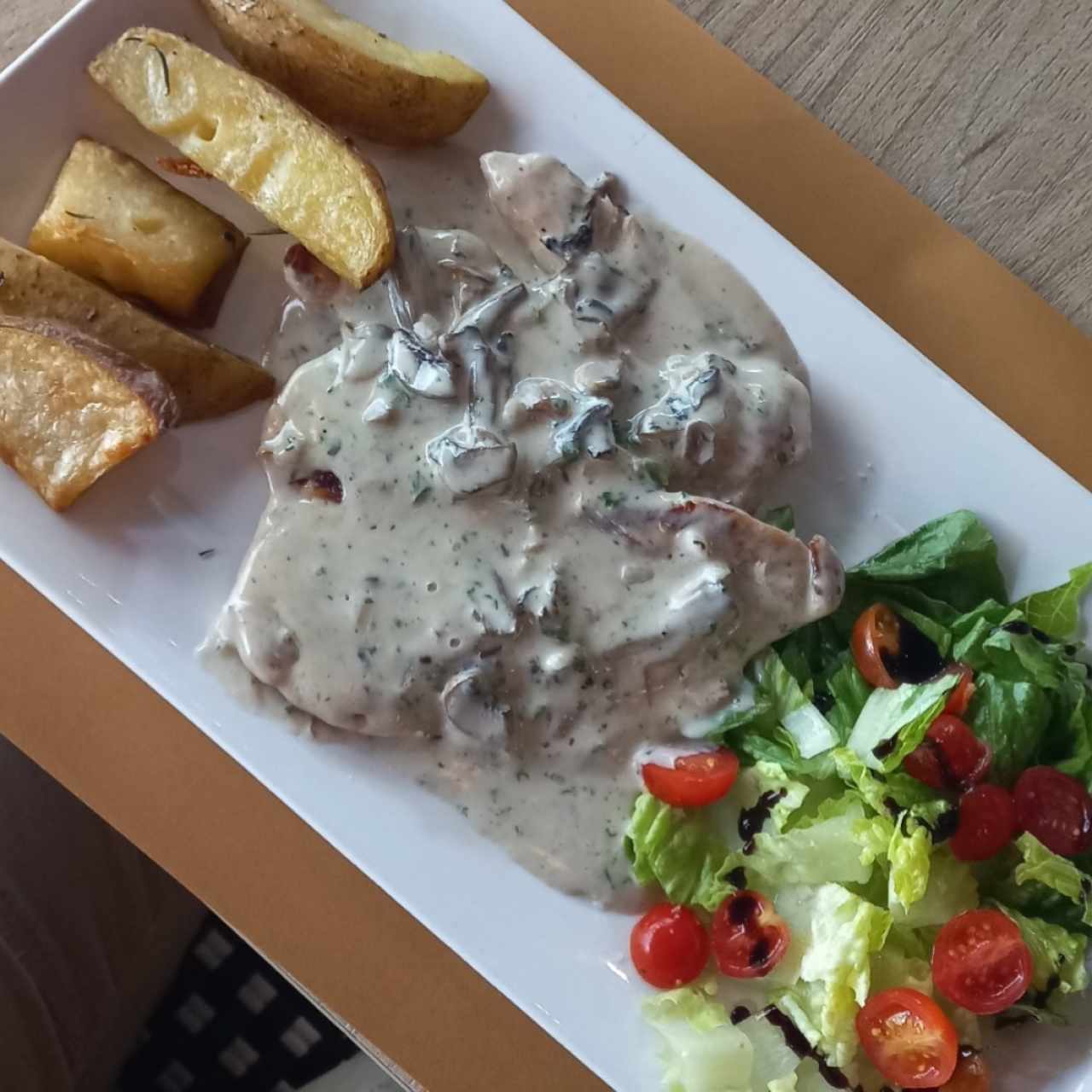 Filetto di Pollo con Funghi Freschi