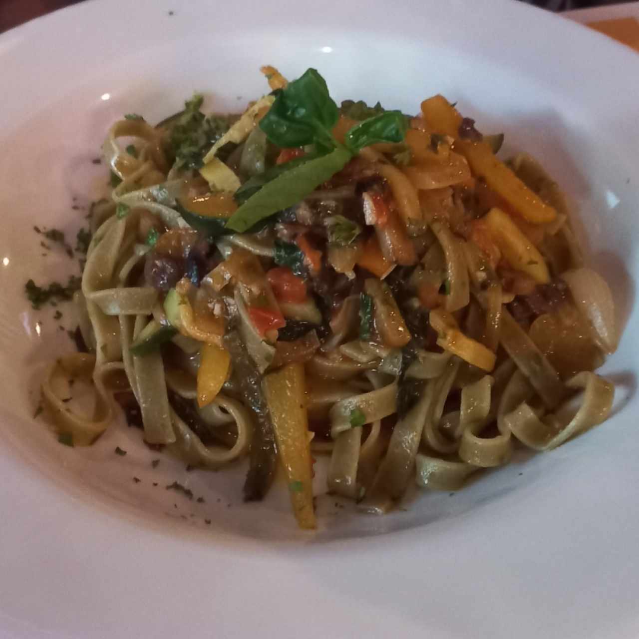 Fettuccine Verdi Alla Mediterranea
