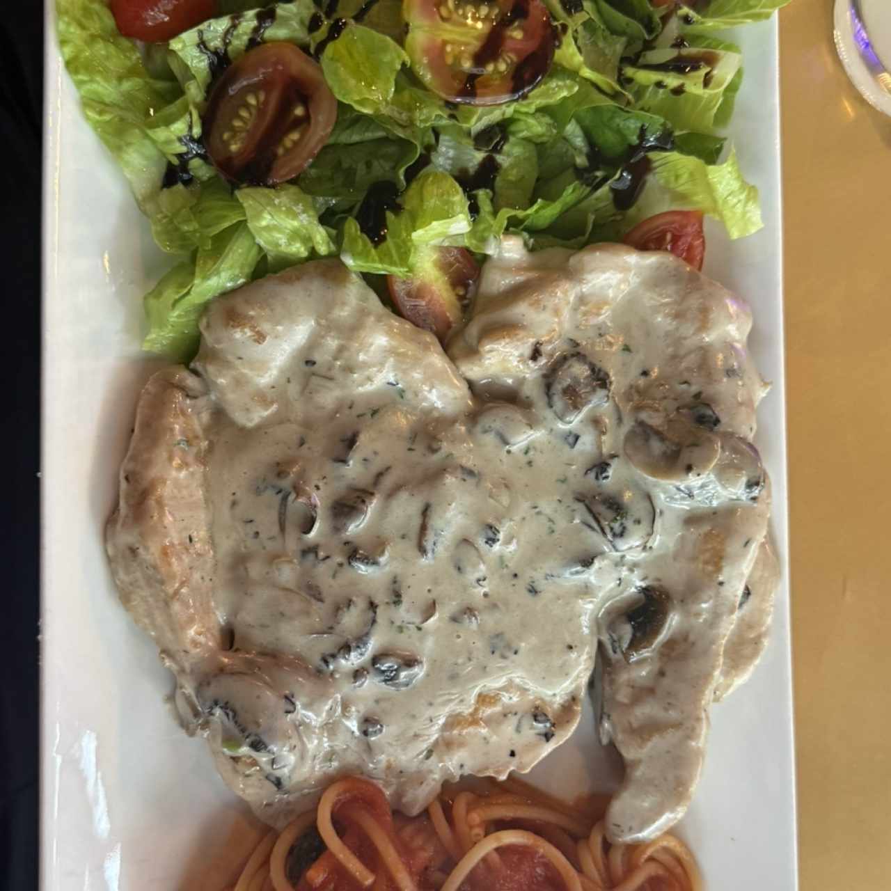 Filetto di Pollo con Funghi Freschi
