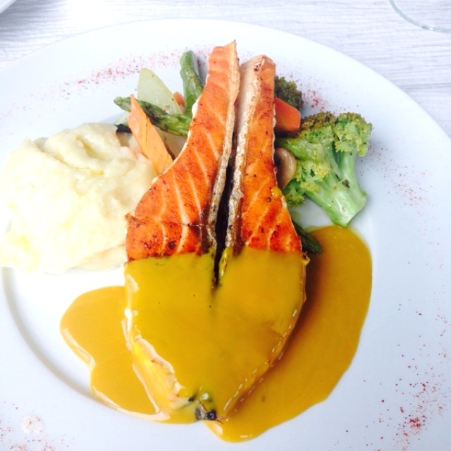Salmon con mostaza dulce
