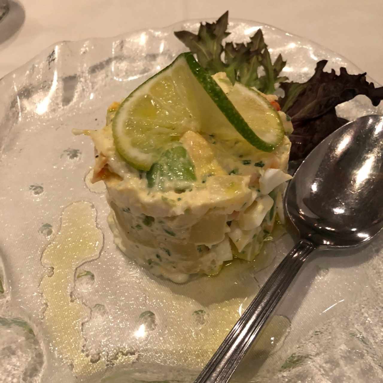 ensalada de aguate con langosta